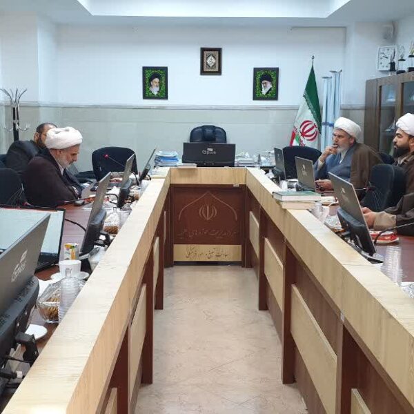 تدوین سند چشم‌انداز دوم حوزه علمیه بر مبنای آینده‌پژوهی و مشارکت ذی‌نفعال