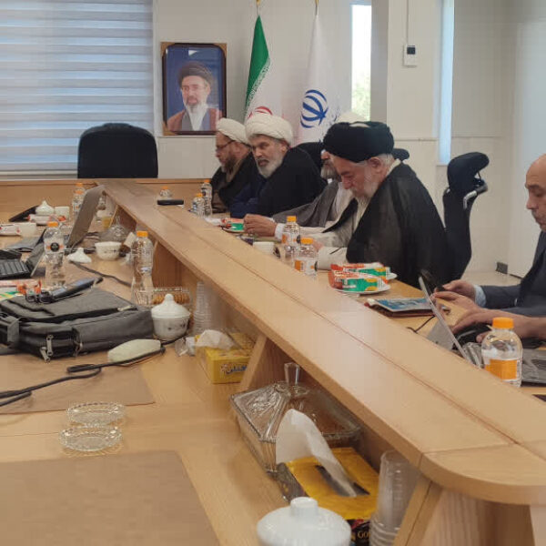 کمیته تخصصی تبلیغ در خصوص تدوین سند چشم انداز دوم حوزه های علمیه